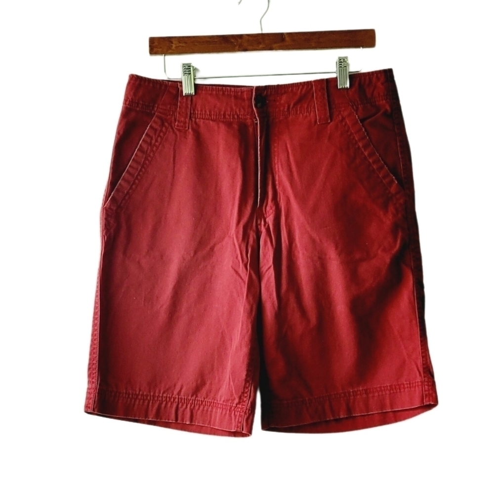 Mossimo Men's casual shorts burgundy color size 32‎